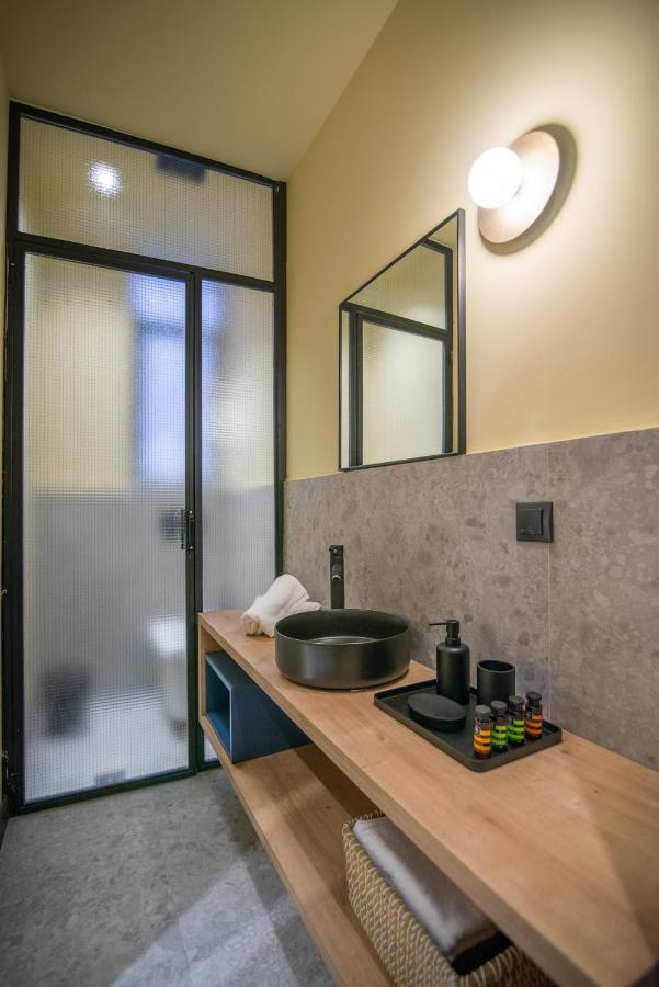 Metis Urbane Living Spaces Athens Exterior photo