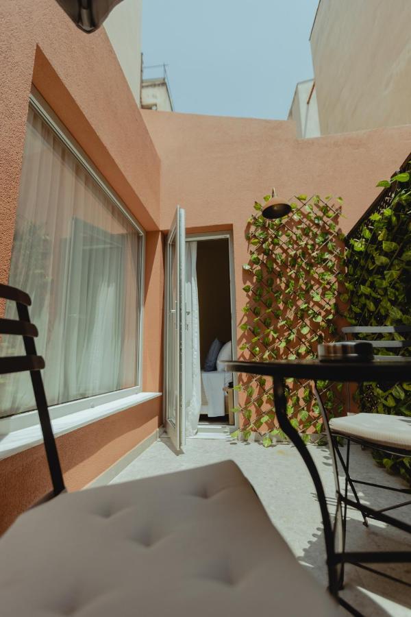 Metis Urbane Living Spaces Athens Exterior photo