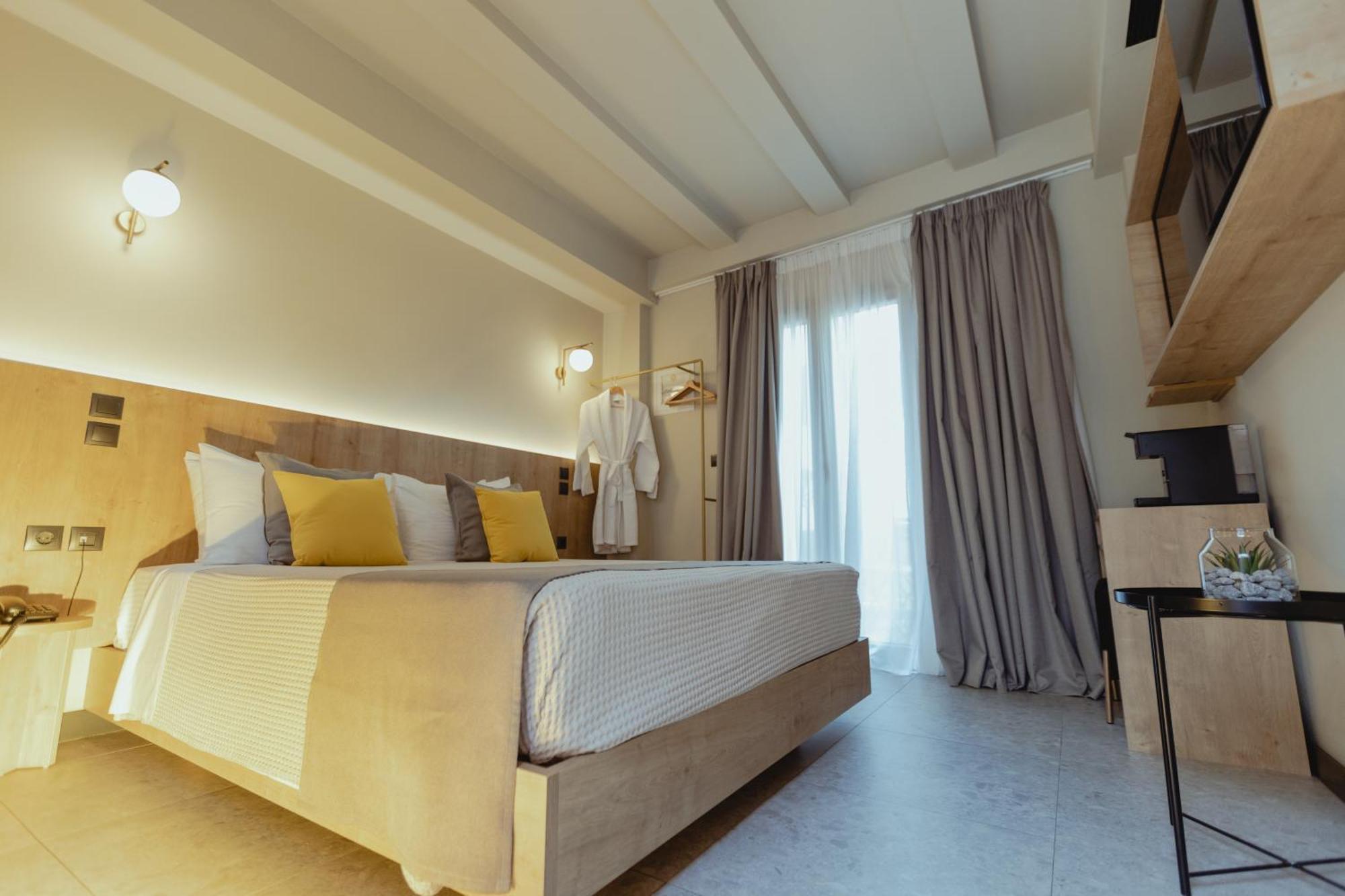 Metis Urbane Living Spaces Athens Exterior photo