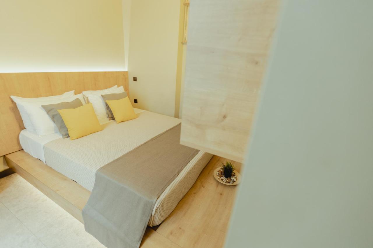 Metis Urbane Living Spaces Athens Exterior photo
